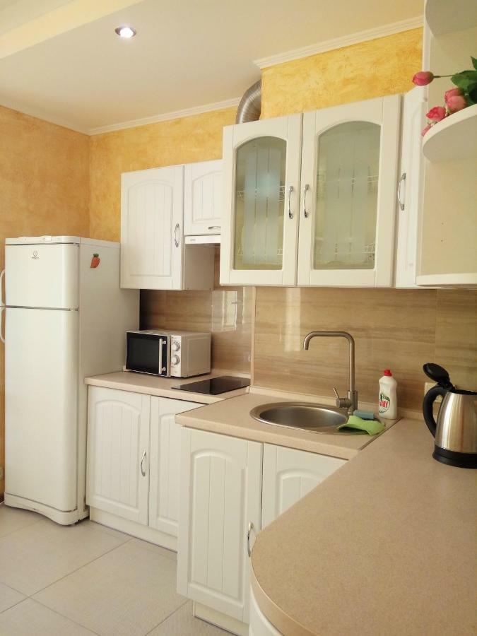 Своя Однокомнатная Квартира Odessa Zewnętrze zdjęcie